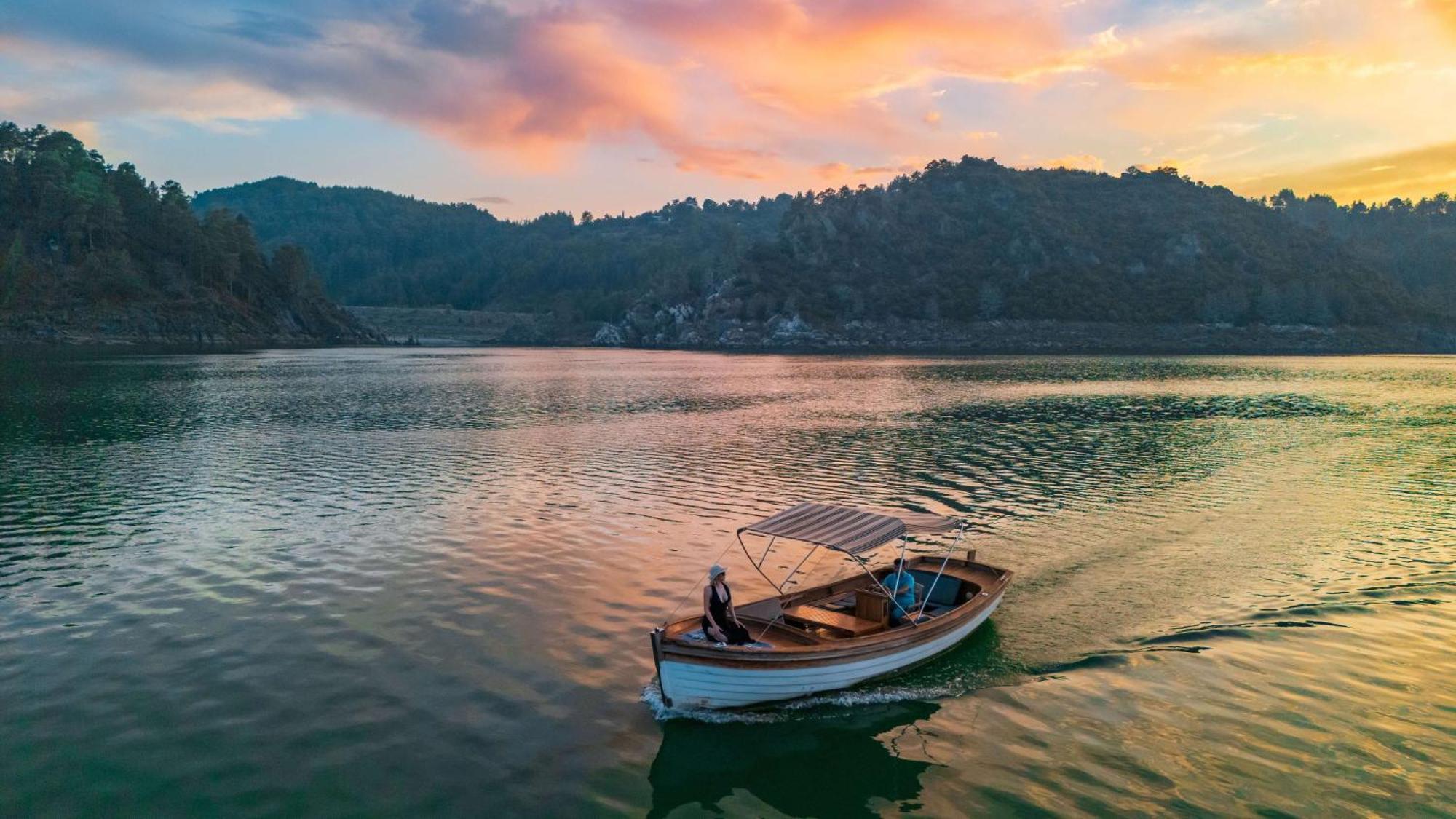 Botanik Goel Evleri Hotel Bucak Bagian luar foto