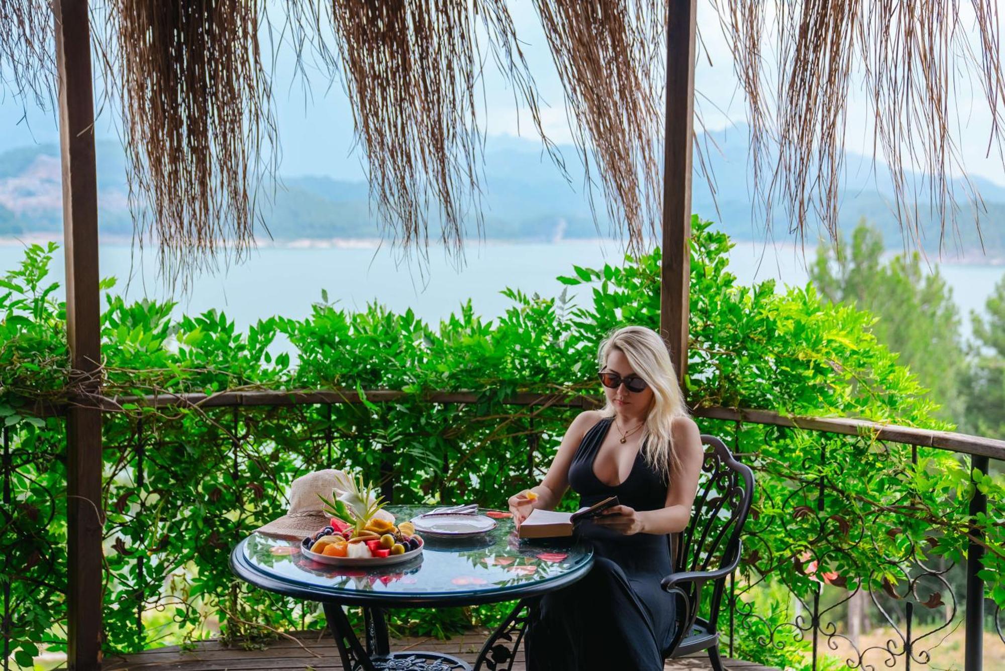 Botanik Goel Evleri Hotel Bucak Bagian luar foto